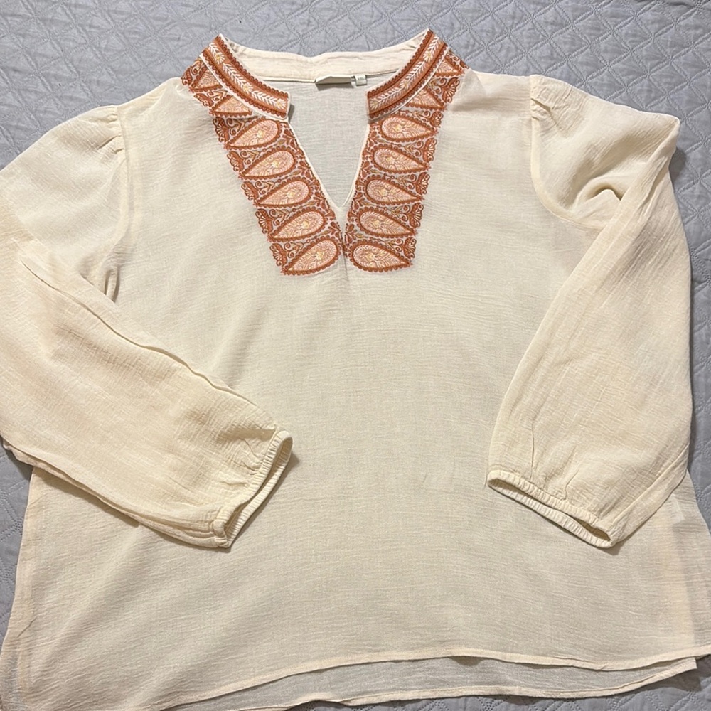 Womens 2x Spartina 449 Cream Blouse with Rust/Peach Embroidery